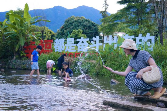 湖头镇山都村幸福小镇